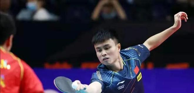 22岁后卫 22岁后卫